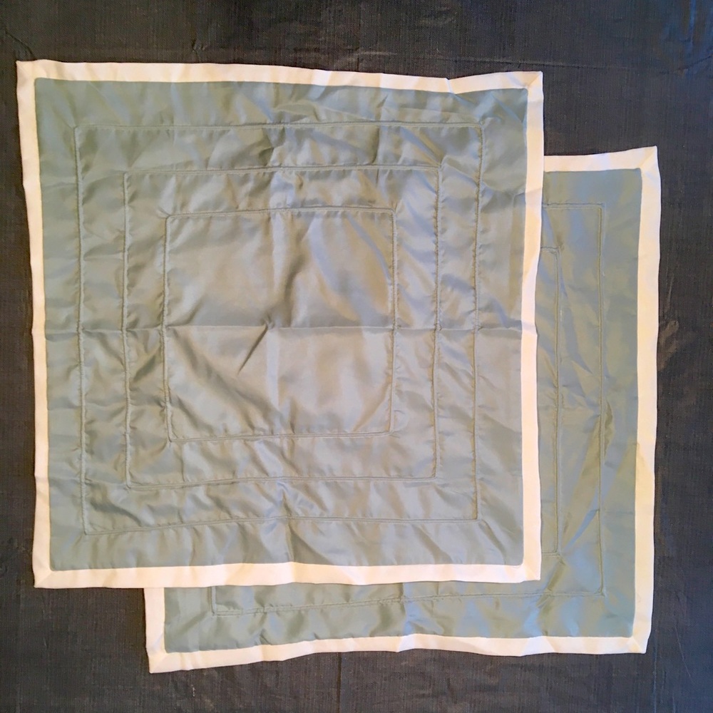 Set of two 25” pillow Shams